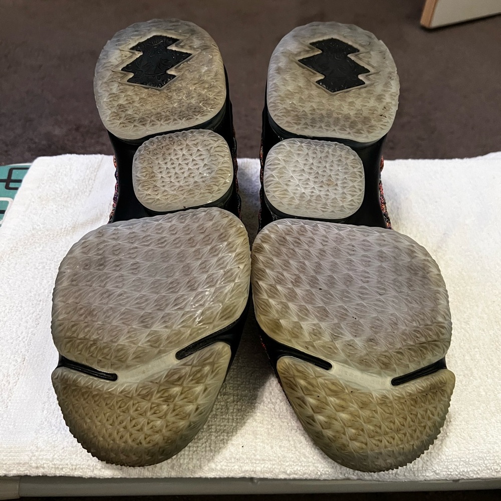 Nike LeBron 15 Four Horsemen. Size 11.5. Preowned - Picture 6 of 6